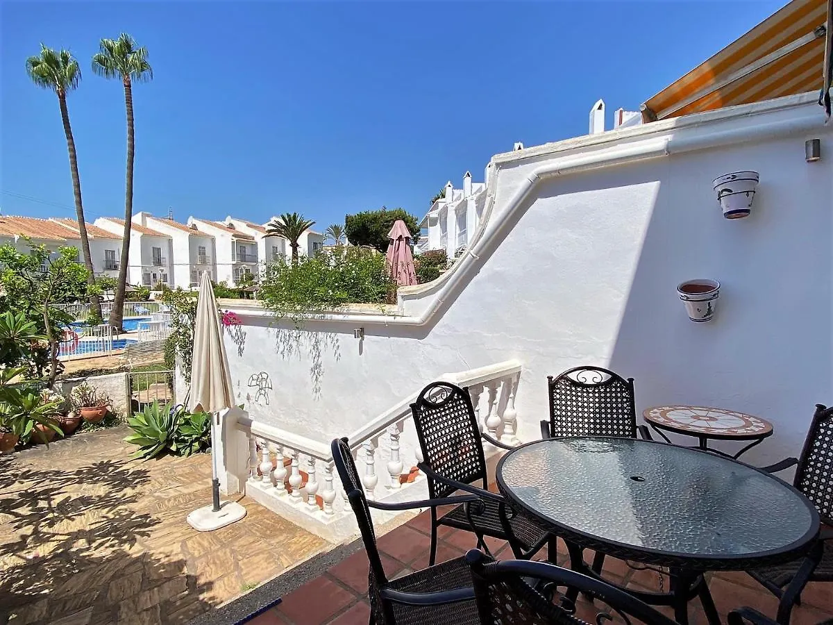 Semesterbostad Jardines De Nerja 34 Villa